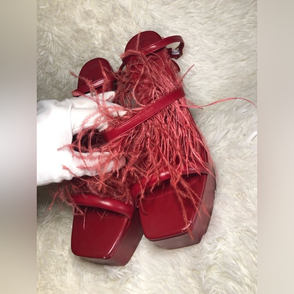 VENUS Red Platform Heels with Feather Detail NWOT size 9 - Picture 7 of 15